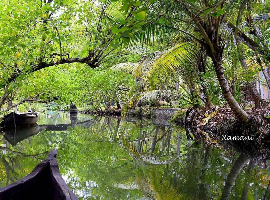 Munroe Coconut Homestay Mundrothuruth